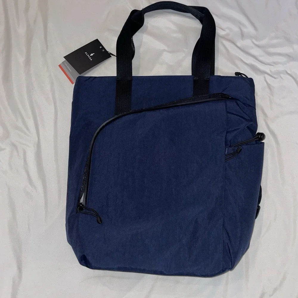 NWT Alpaka Tote - Moonlight Blue | Axoflux 400D Flow Totepack